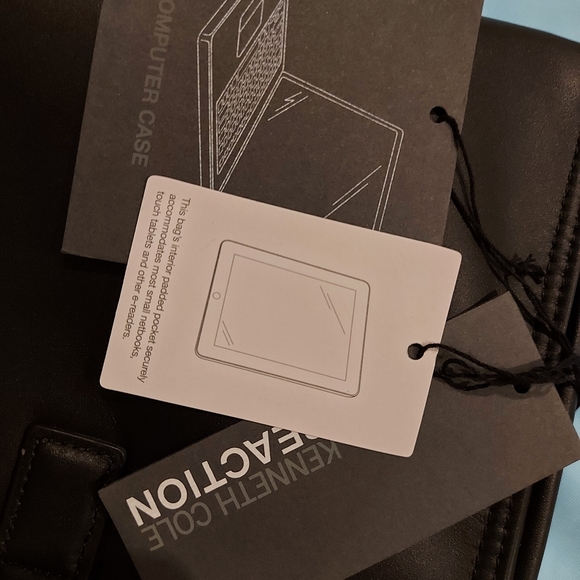 NWT Kenneth Cole 15.6" Leather Blk Messenger Bag - Picture 9 of 11